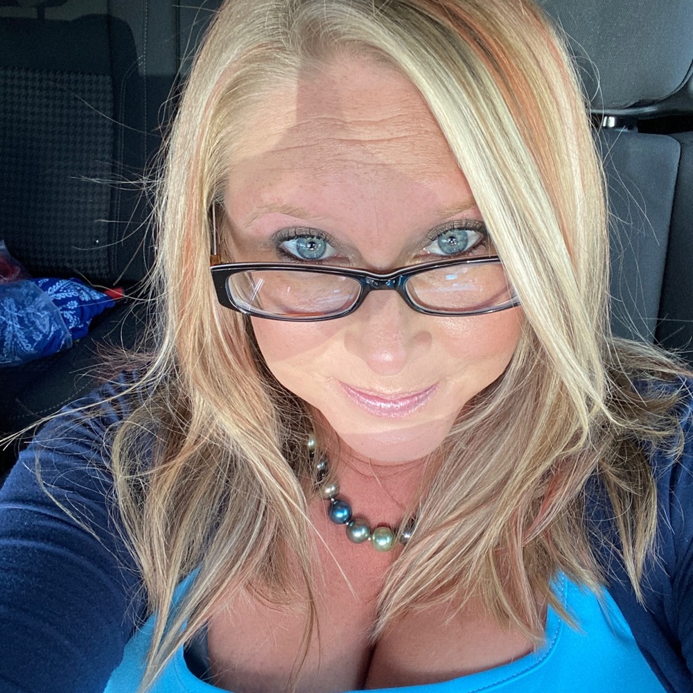 Meet your Posher, Nancy
